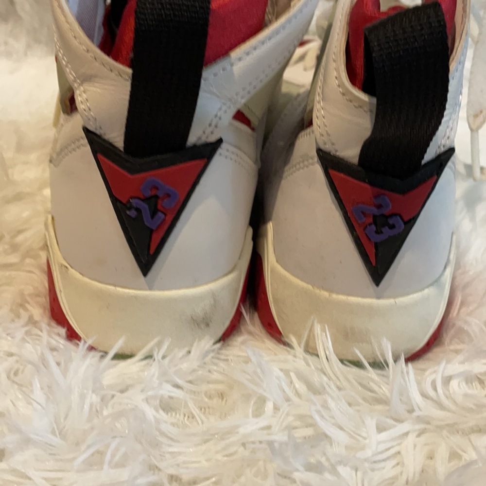 Shoes - Picture 2 of 5